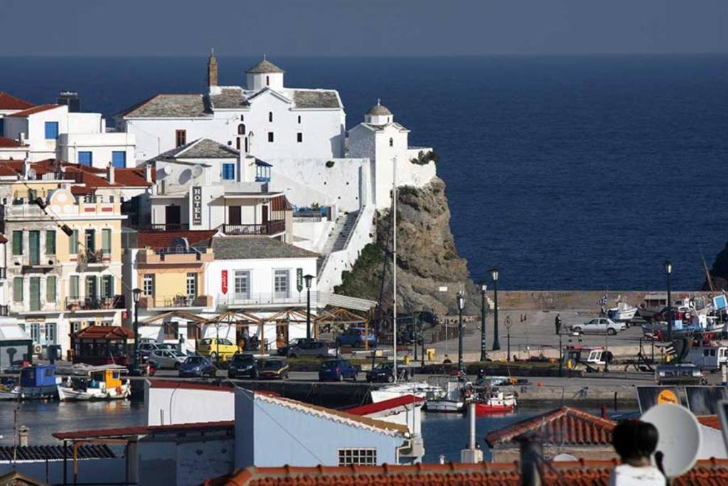 Hotel Aggeliki Città di Skopelos Esterno foto